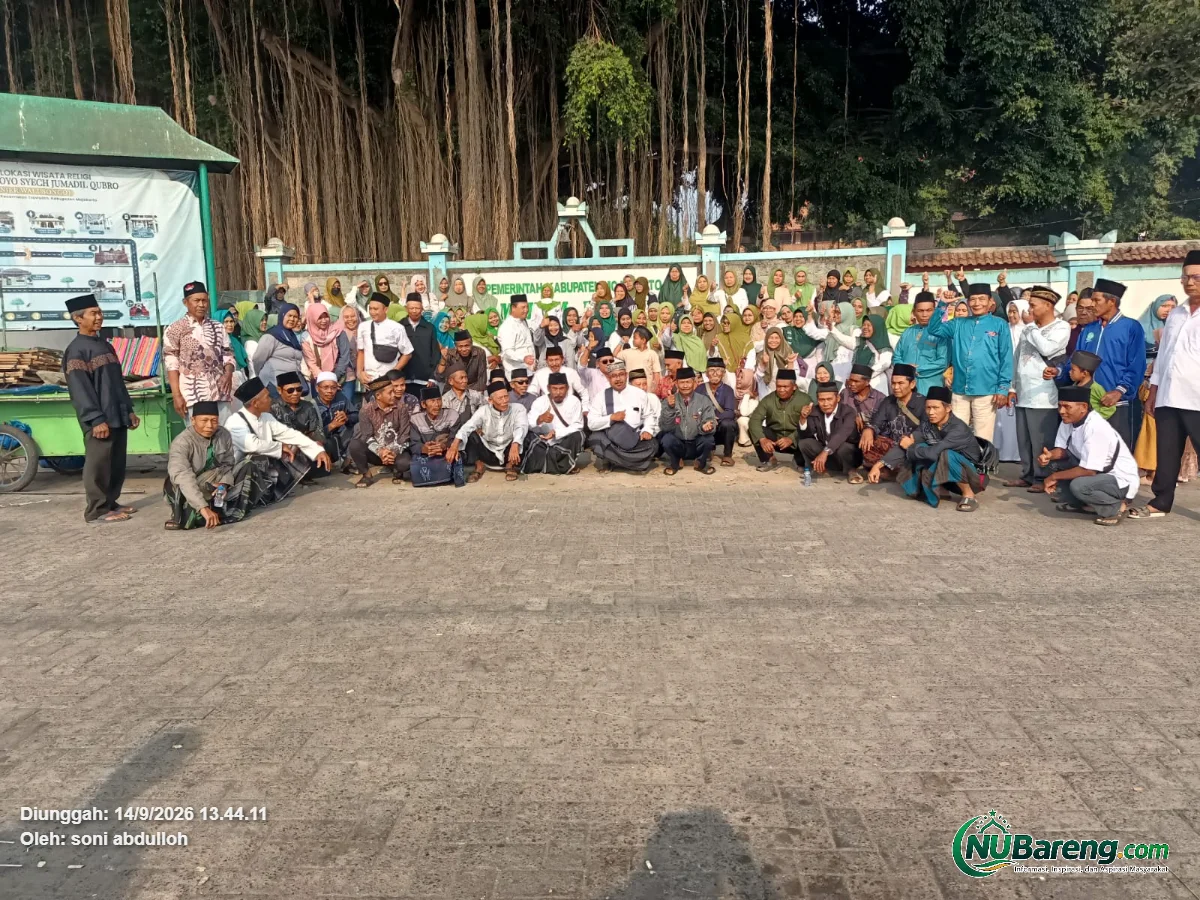 Kebersamaan dalam Keberagaman: Kepala Desa Mundusewu Dampingi Jamaah Muslimat NU Berziarah